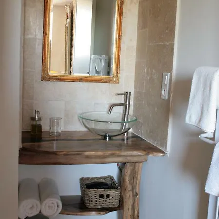Au Nid Des Vignes Guest house